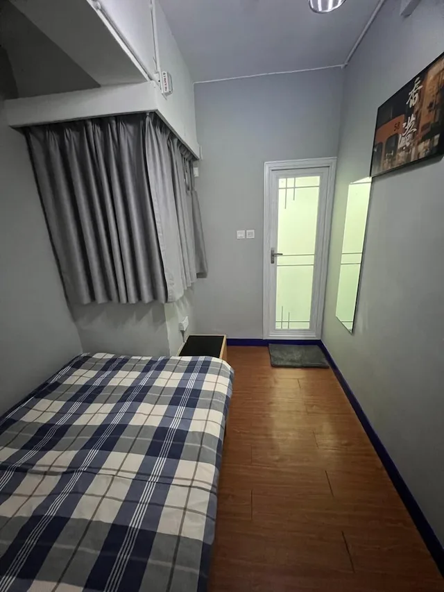 غرفة اقتصادية بسرير مزدوج، Check Inn Hk - Hostel 2/4