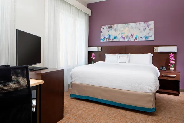 استوديو بسرير كينج مع أريكة، Residence Inn by Marriott West Palm Beach Downtown 2/6