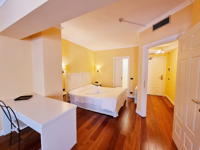 جناح جونيور بسرير كوين مع أريكة، Hotel Canali, Portofino Coast 5/7