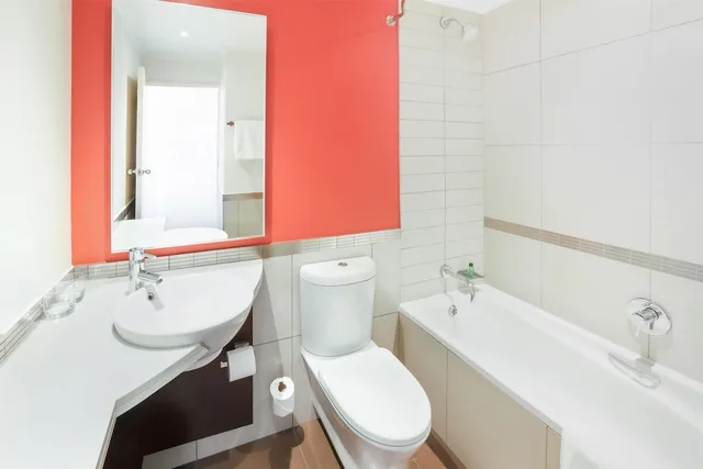غرفة سوبيريور بسرير كينج، Garden Court Nelson Mandela Boulevard 7/9