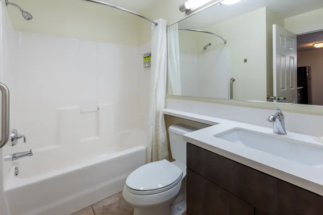 جناح استوديو بسريرين مزدوجين، Candlewood Suites Kalamazoo 2/2