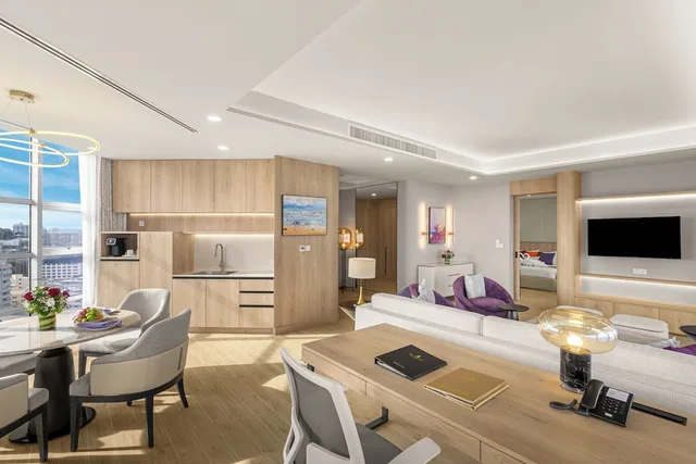 1 Bedroom, Regency, Thai, Modern, Suite, King Bed، Royal Cliff Grand Hotel 5/7