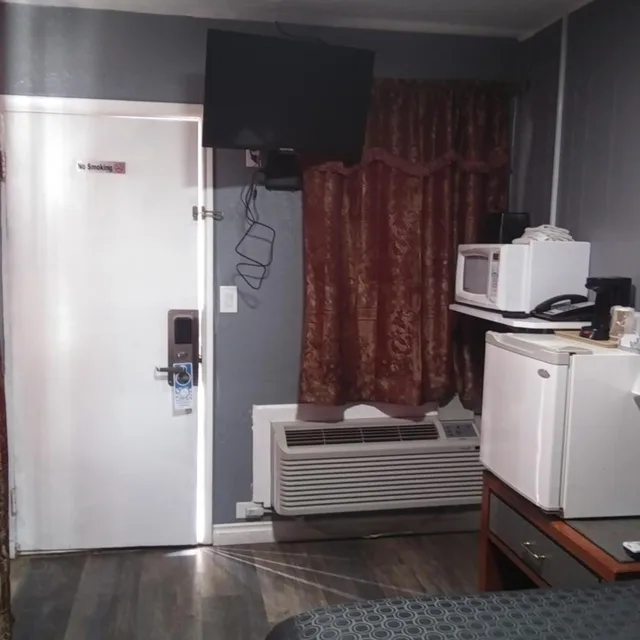 غرفة اقتصادية مفردة، Modoc Inn 6/8
