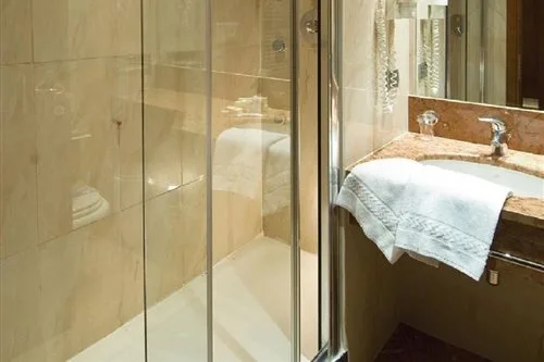 غرفة بسرير مزدوج، As Hotel Monza 1/1