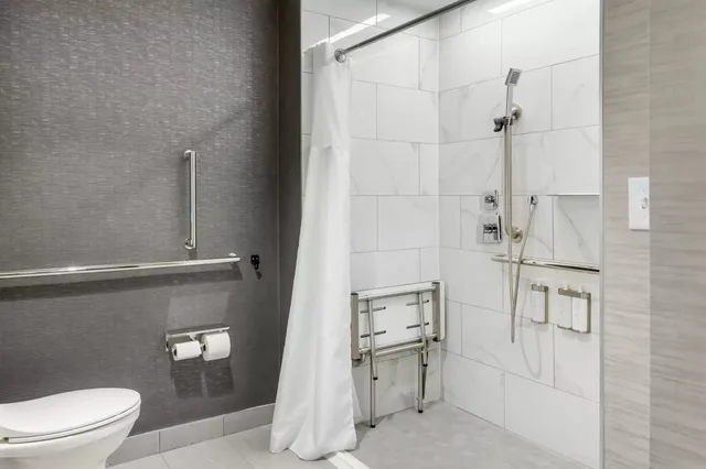 Suite, King Bed, Accessible, Cambria Hotel Niagara Falls 3/4