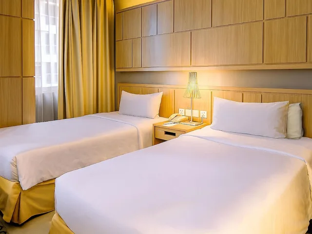 غرفة ديلوكس بسريرين منفصلين، Golden Tulip Balikpapan Hotel and Suites 3/10