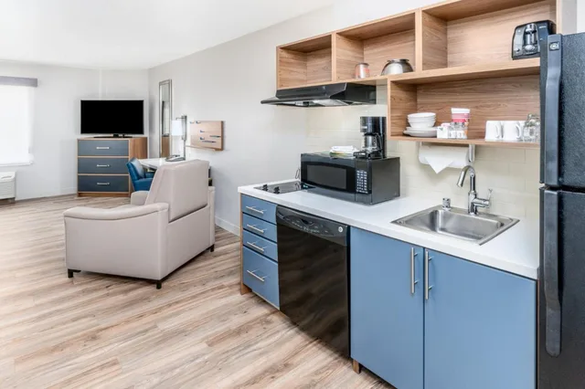 استوديو ديلوكس بسرير كوين لذوي الإعاقة، Candlewood Suites Denver Northeast - Brighton 1/1