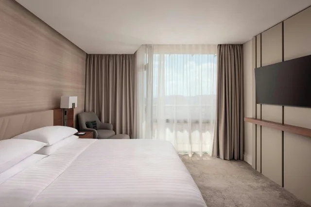 جناح جونيور بسرير كينج، Marriott Lisbon 2/3