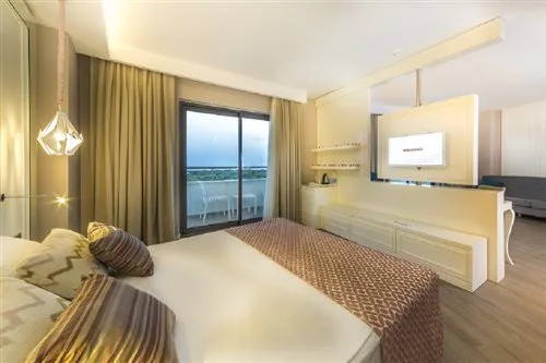 جناح جونيور بإطلالة على البحر، Diamond Premium Hotel Spa 1/2