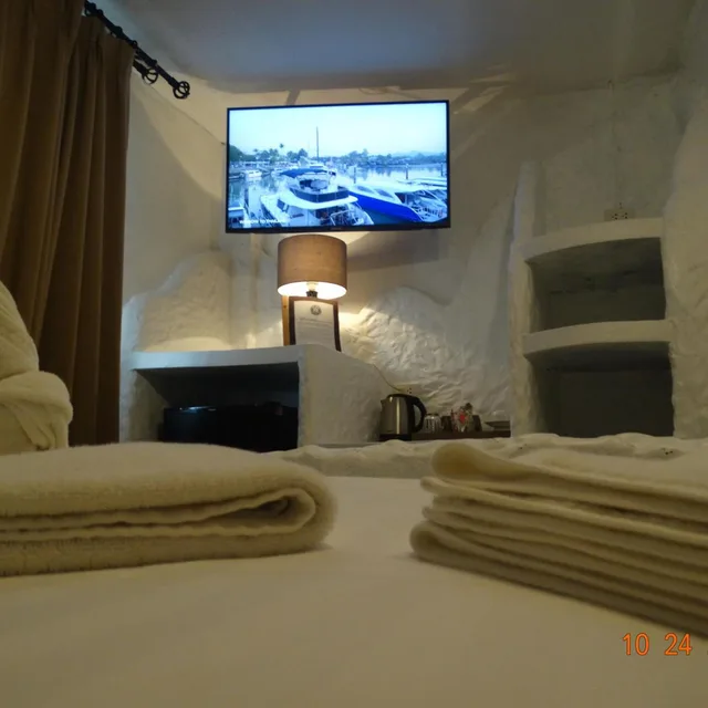 غرفة بسرير مزدوج، Harrys Steakhouse & Beach Hotel 7/8