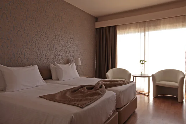 Room, Inland View، Poseidonia Beach Hotel Limassol 1/3