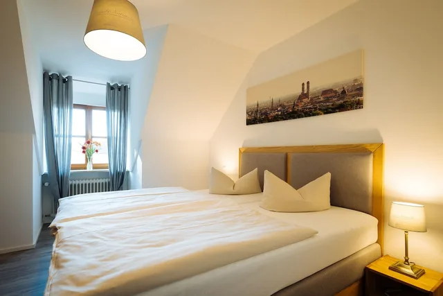 غرفة قياسية بسرير مزدوج أو سريرين منفصلين، Hotel Reiter Brau 1/2