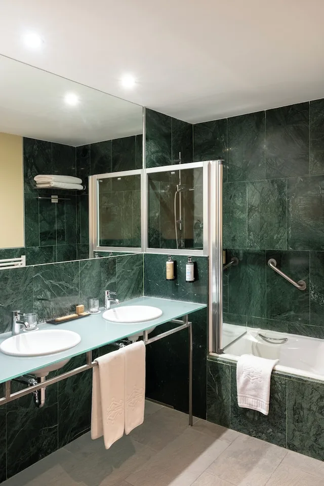 غرفة بثلاثة أسرّة، Parador De Soria 7/7