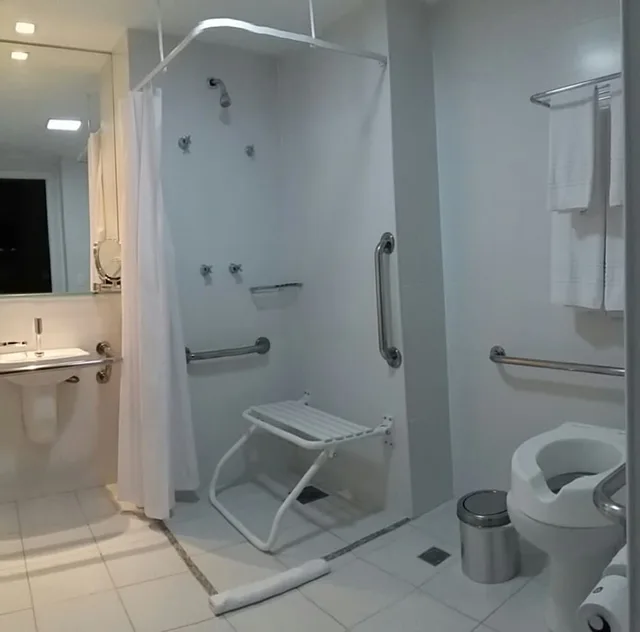 Stantard Twin Acceesible, Hotel Intercity Led Aguas Claras 2/2