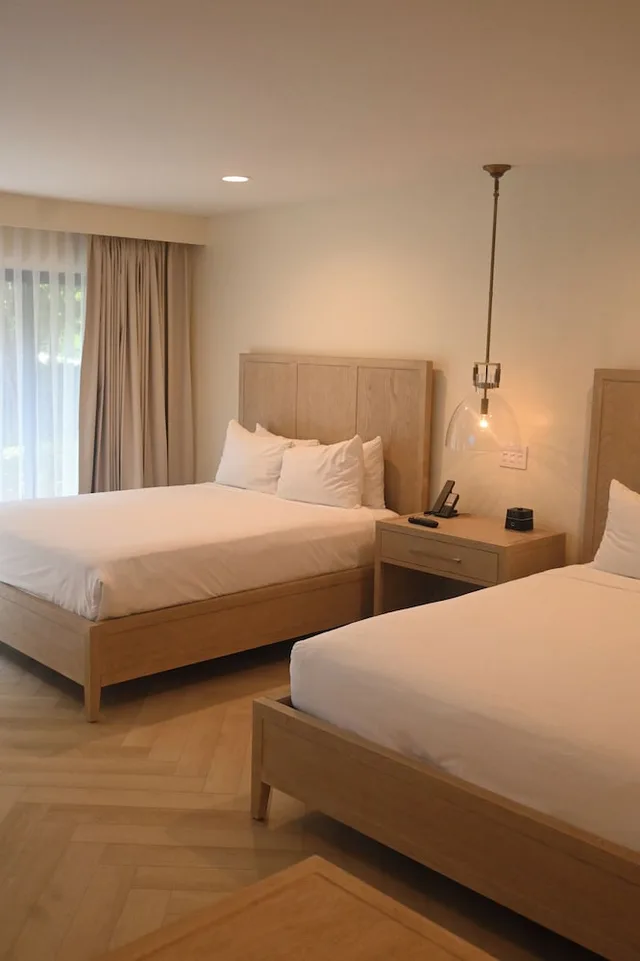غرفة سوبيريور بسريرين كوين، Luxe Sunset Boulevard Hotel 2/7