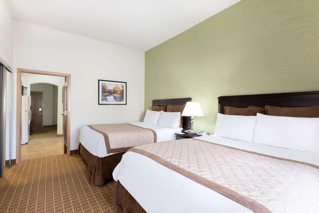 Suite, 2 Queen Beds, Accessible, Hawthorn Suites By Wyndham Kingsland 1/1