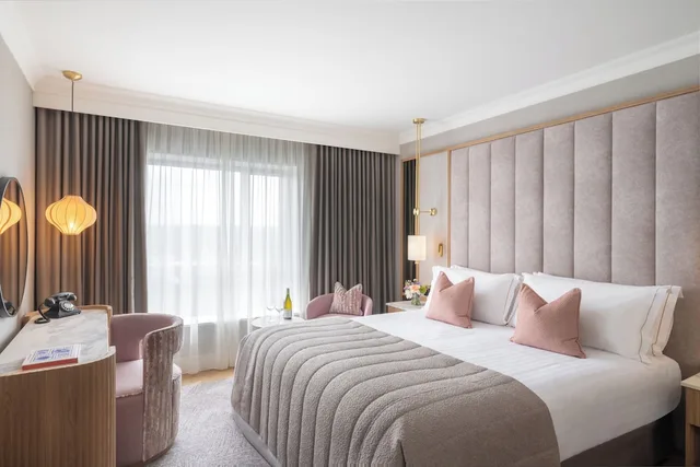 غرفة سيغنتشر بسرير كينج، The Montenotte Hotel 2/7