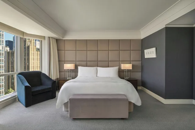 1 Bedroom, Regent, Suite, City View، Westin Melbourne 1/3