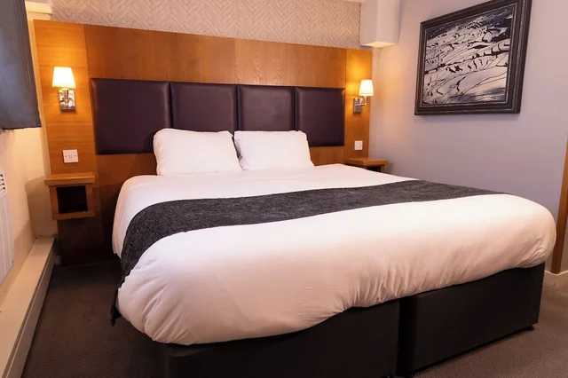 غرفة بسرير مزدوج، Premier Inn Alderley Edge 4/7