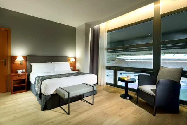 Room, Double Bed, Stadium View، Exe Isla Cartuja 1/2