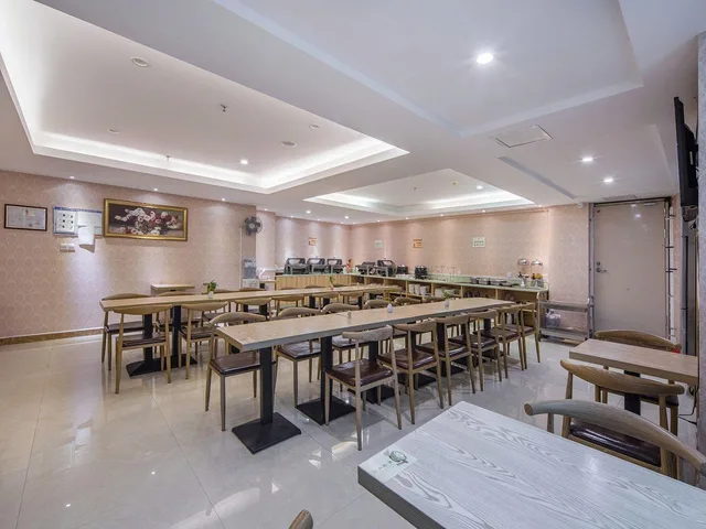 Vienne Hotel (Nanning Qingxiu Mountain), Nanning 26/33