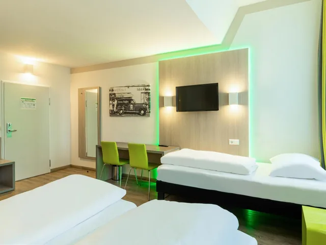 غرفة ثلاثية، B&B Hotel Bochum Hbf - Nord 4/8