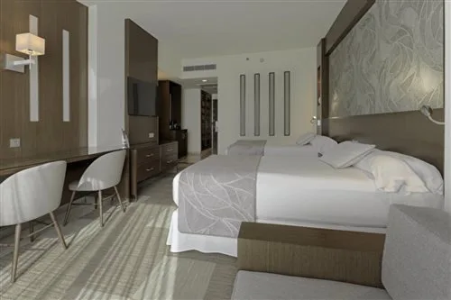 غرفة بسريرين منفصلين، Riu Plaza Guadalajara 1/1