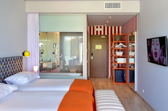 غرفة ديلوكس بسريرين منفصلين بإطلالة على المسبح، Pestana Alvor South Beach 7/10