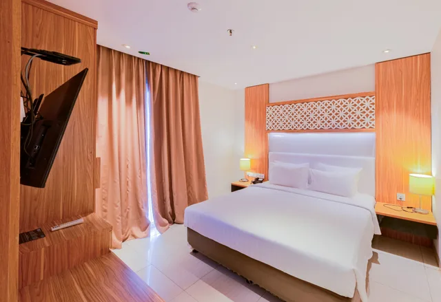 غرفة عائلية بإطلالة على المسبح بغرفتي نوم، Astara Hotel Balikpapan 2/7