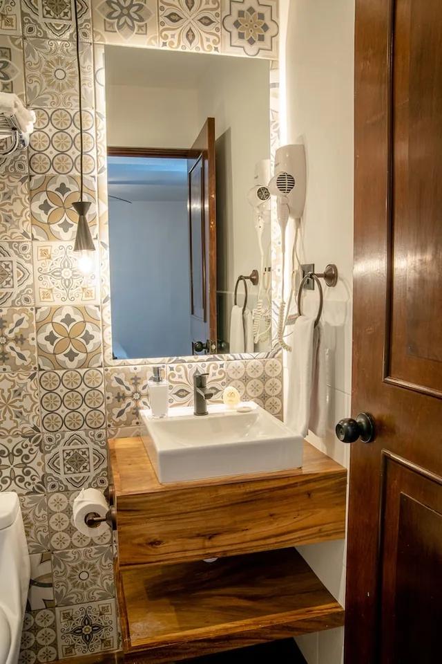Comfort, Double Bed, Private Bathroom, Courtyard Area، LAS CAMELIAS INN 10/10