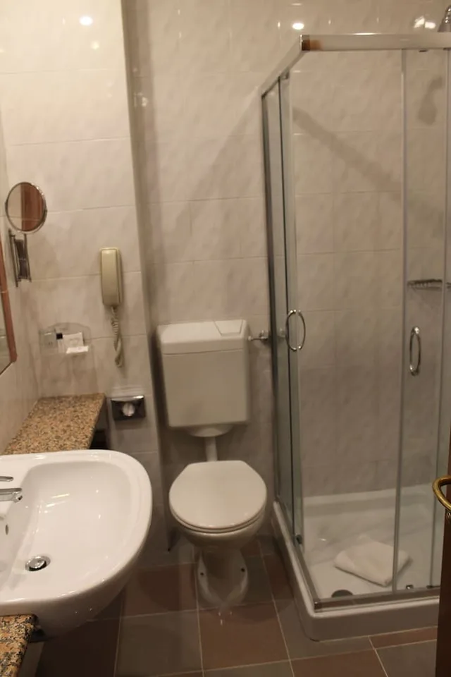 غرفة كلاسيكية مفردة بسرير مزدوج، B&B HOTEL Calenzano First 3/6