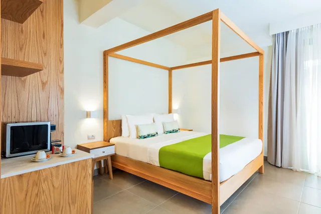 جناح جونيور بإطلالة على الحديقة، Airis Boutique and Suites - Adults Only 1/2