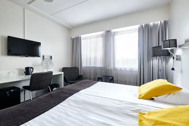 غرفة بسريرين منفصلين، GreenStar Hotel Lahti 2/2