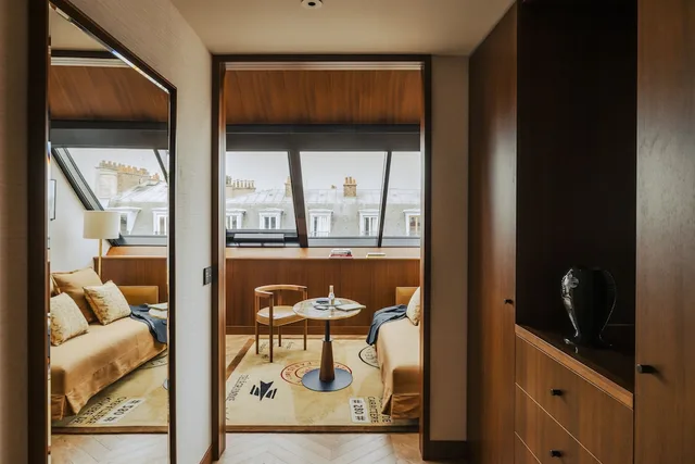 Suite, King Bed, Sofa, Hotel Madame Reve 1/4