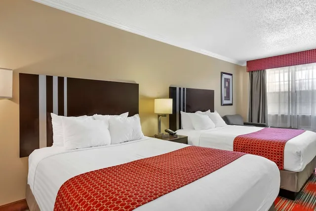 غرفة قياسية بسريرين كوين، Best Western Brady Inn 4/7