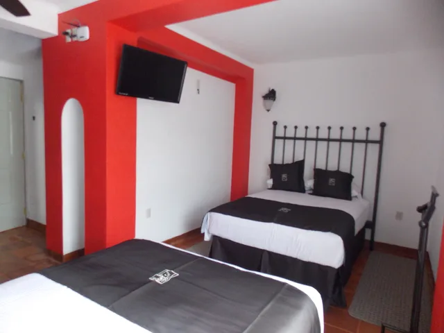 غرفة قياسية بسريرين مزدوجين، Hotel Real de Leyendas 2/8