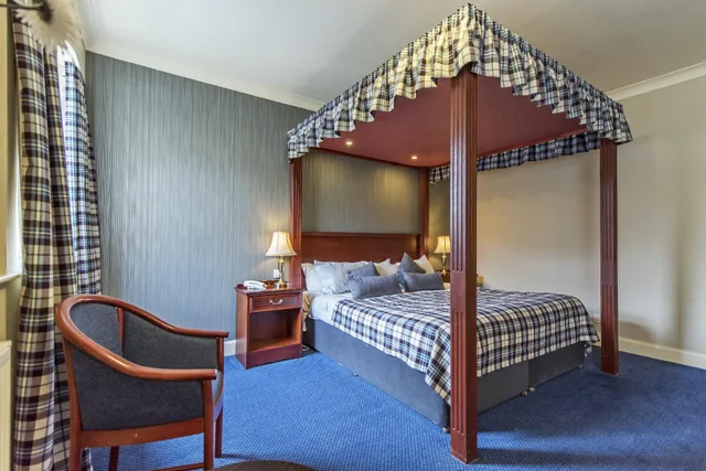 Four Poster، Ben Nevis Hotel And Leisure Club 2/2