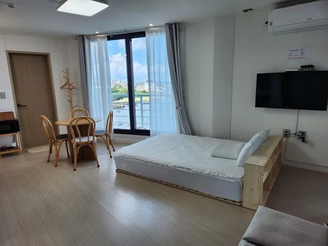 غرفة ديلوكس بسرير مزدوج، On The Sea Pension 5/10