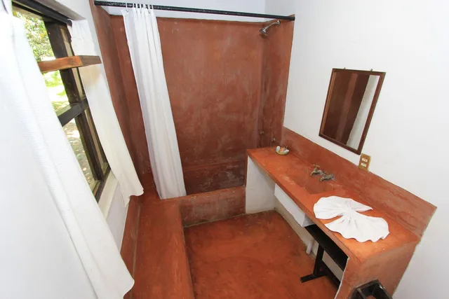غرفة بسرير مزدوج بإطلالة على الحديقة، Hotel Na Bolom 4/4