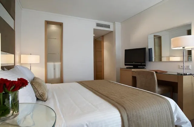 غرفة سوبيريور بسرير كوين بإطلالة على المدينة، Galaxy Hotel Iraklio 2/7