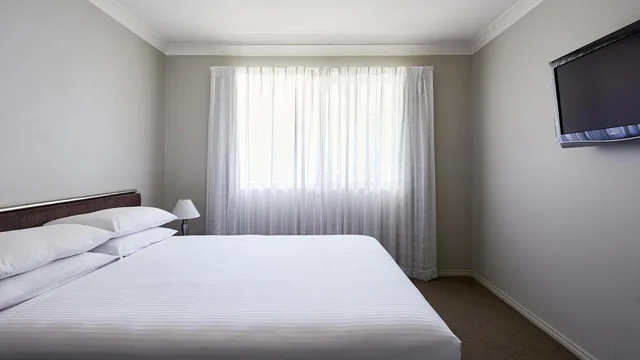 Two Bedroom Deluxe Apartment، Pinnacle Apartments 1/9