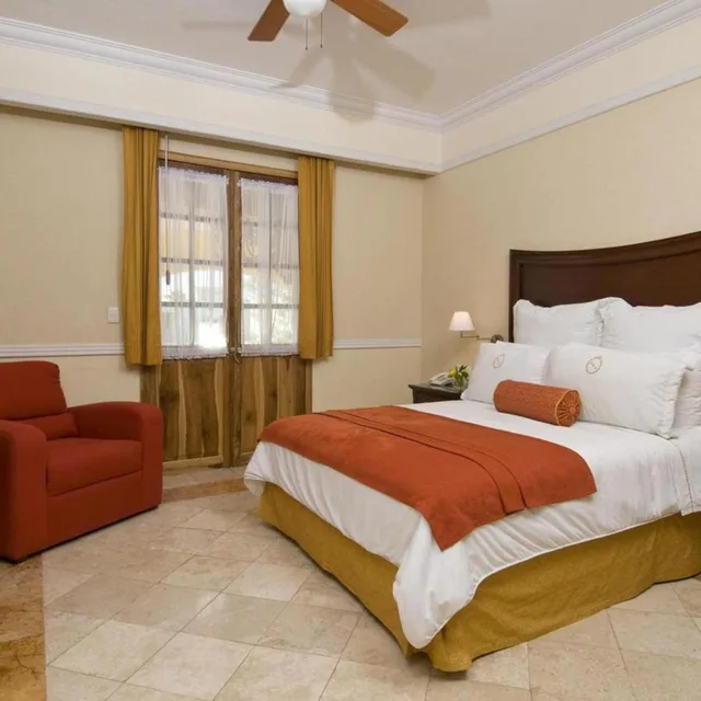 غرفة بسرير كوين، Hacienda Real del Caribe 2/5