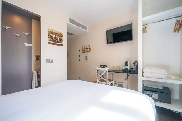 غرفة قياسية بسرير كوين، La Finca (ex Auberge Flora) 2/4