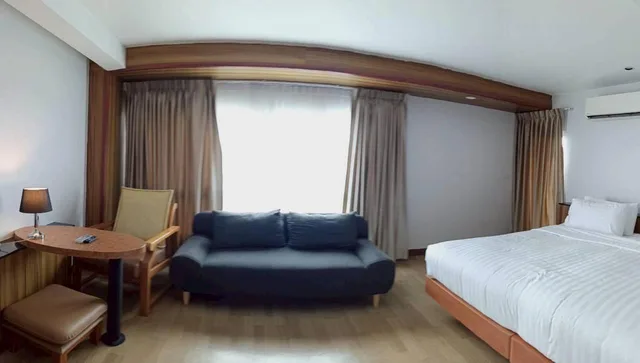غرفة بريميوم ديلوكس بسرير كينج، NJOY Prestige Grand Hotel Don Mueang 7/10