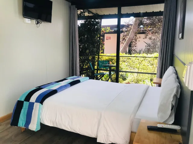 غرفة بسرير مزدوج بحمام خاص، Hotel & Golf Isak 3/6