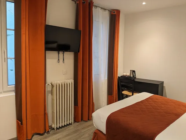 Comfort, Double Bed, Morand Hotel 8/10
