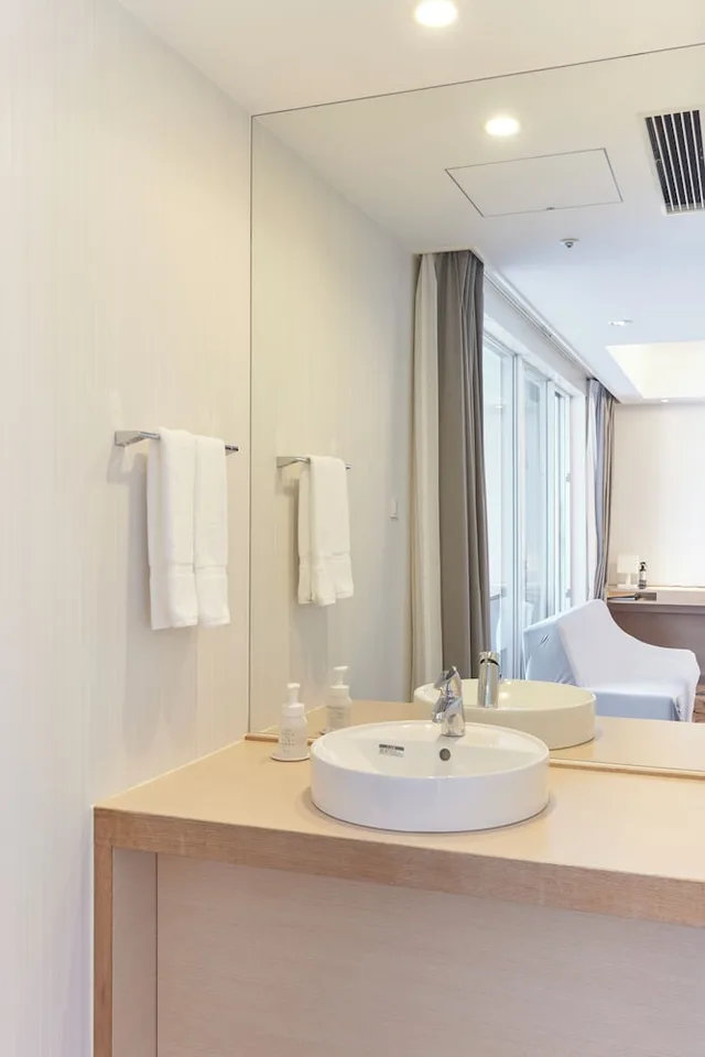 غرفة قياسية بسريرين منفصلين، Naha Tokyu REI Hotel 3/3