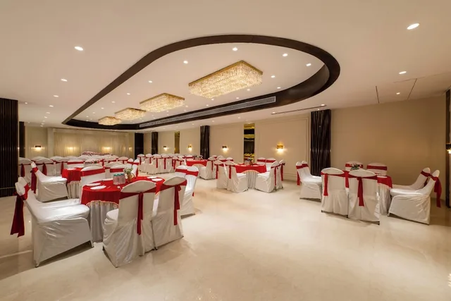 Hotel Kingsway، رايبور 32/40