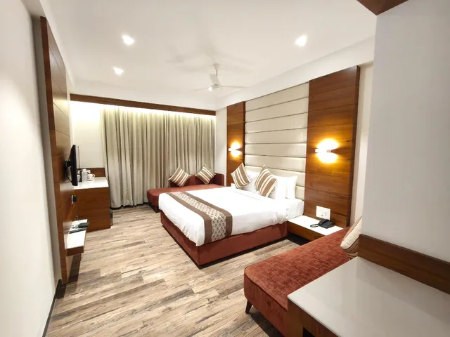 غرفة تنفيذية، Hotel Atharva 2/2