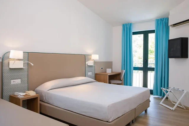 غرفة كومفورت بسرير كوين، Lu Hotel Maladroxia 2/6
